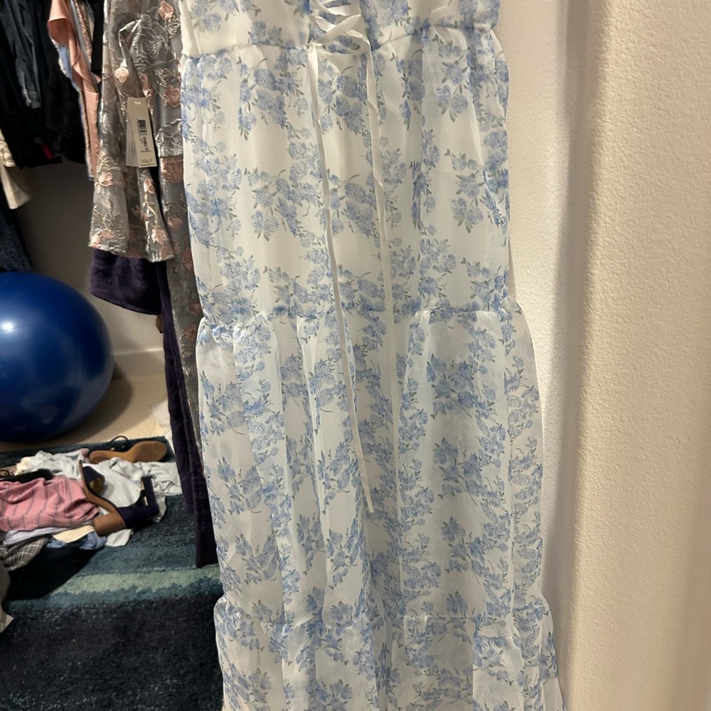 Cute tie at shoulder dress white and blue